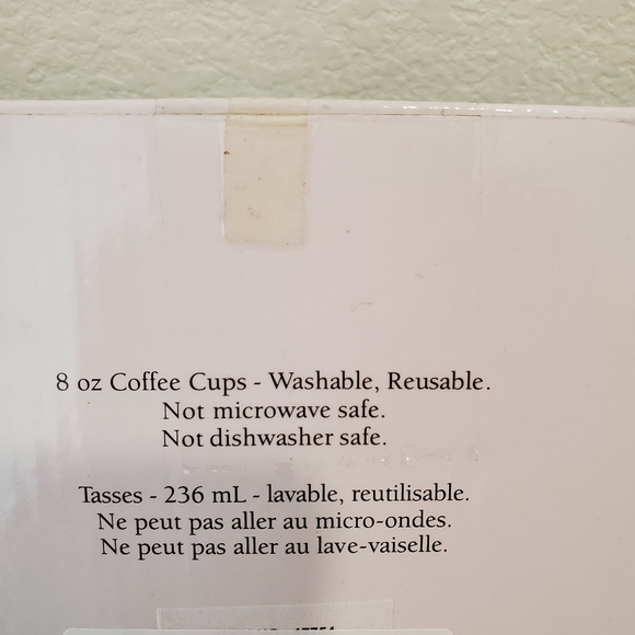 NIB Premium Quality 16pc Blear Plastic Coffee Cups - Picture 2 of 2